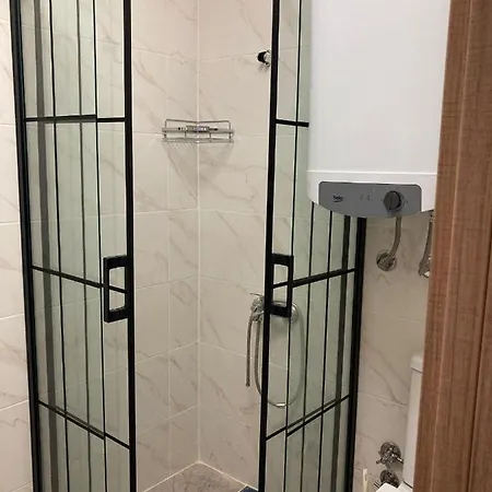Aparthotel Room's Karaburun